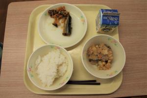 20251117椋本小給食2