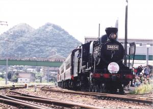 20250517JR飯塚駅3