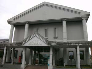 飯塚市立穂波図書館の画像