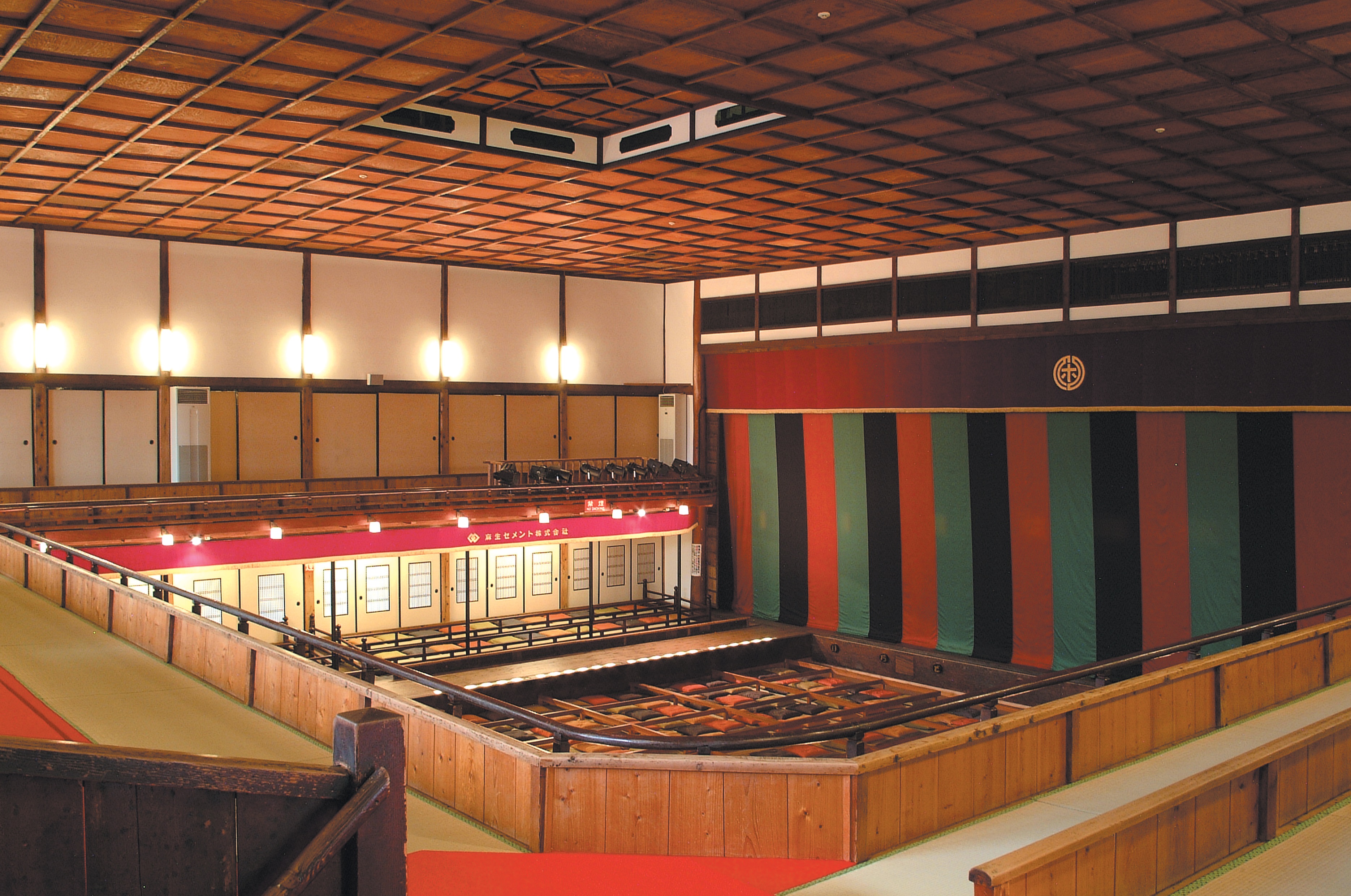 嘉穂劇場の内部の写真