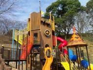 公園の遊具の写真