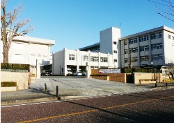 福岡県立嘉穂東高等学校の画像