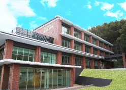 嶋田学園 飯塚高等学校