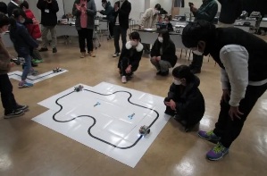 大学生ボランティアによる教育支援・体験活動支援の画像