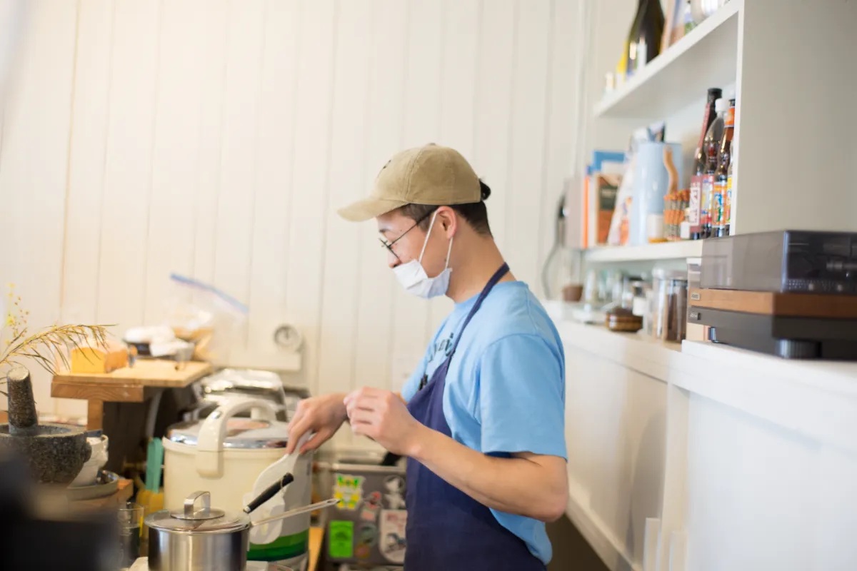 諸国めしや カーネル食堂  野見山さんの画像9