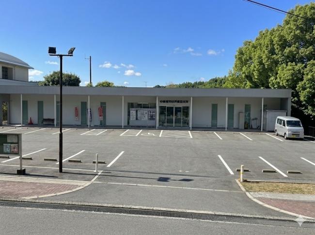 頴田支所庁舎外観